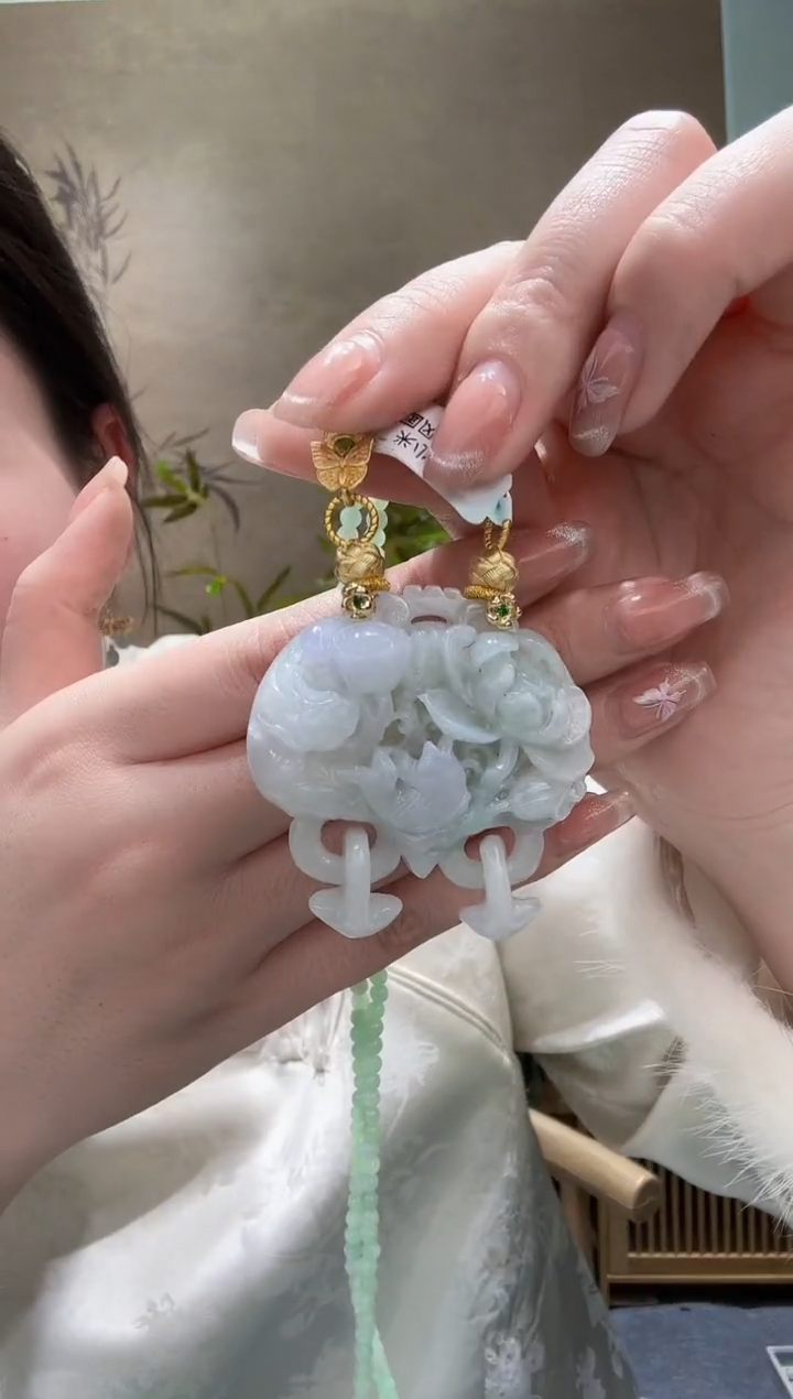 【闪购商品】翡翠颈饰未镶嵌吊坠