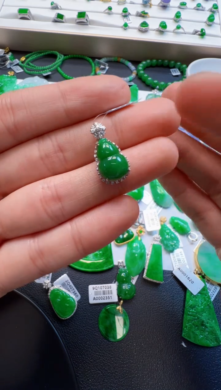 【闪购商品】定制翡翠18K金镶嵌3980元