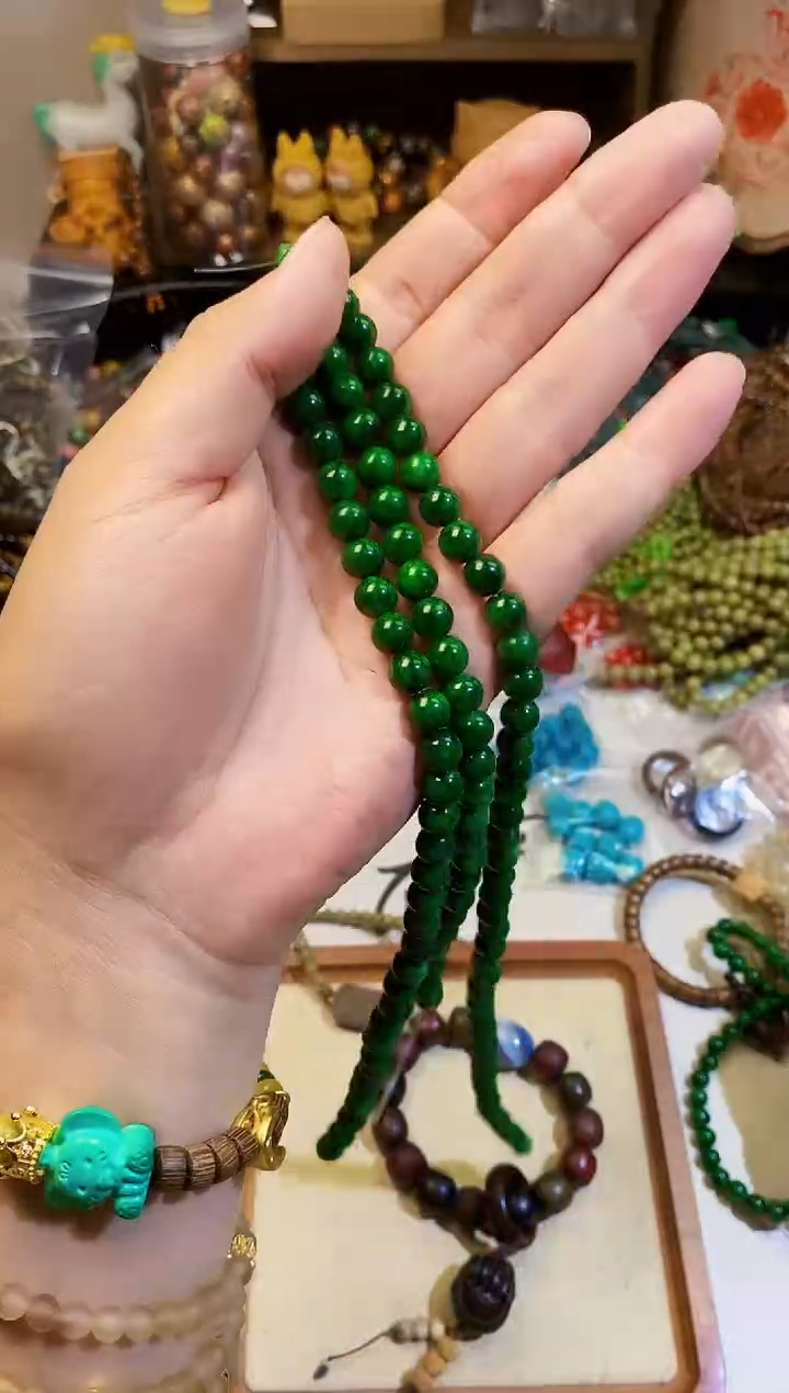 玛瑙/玉髓手链合金卡8干青半成品45颗左右