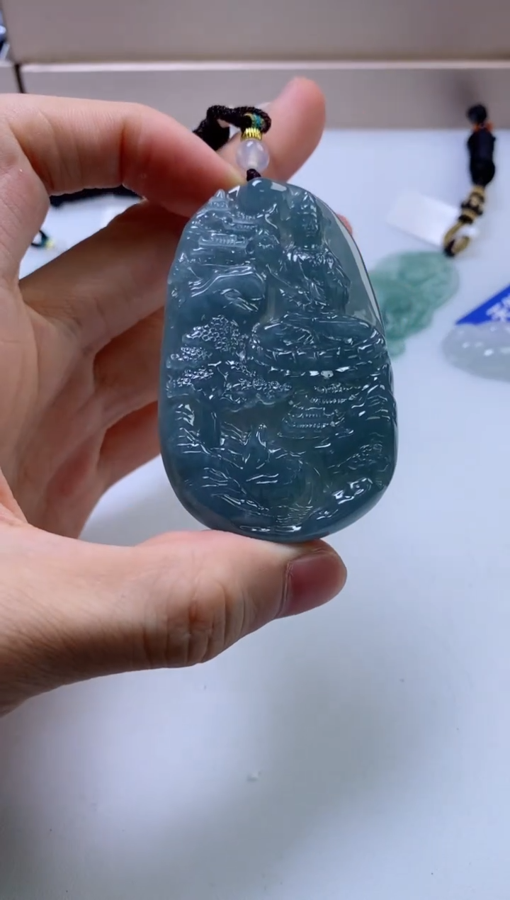 翡翠挂件未镶嵌          