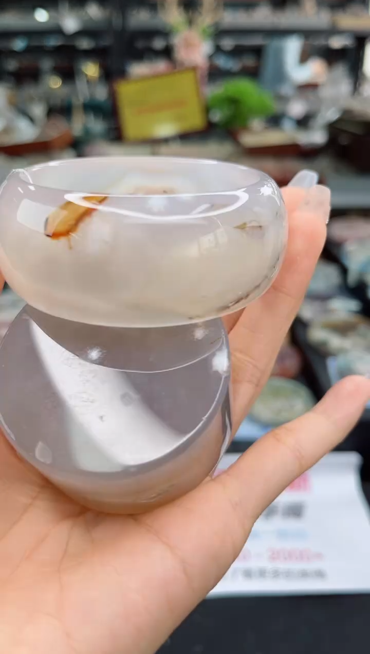 【闪购商品】石英质玉手镯未镶嵌57圈口（赠品镯心）1565626