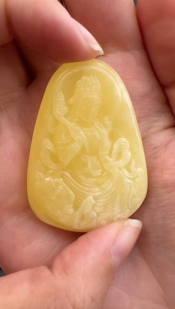 【闪购商品】琥珀裸石未镶嵌10116088-普贤