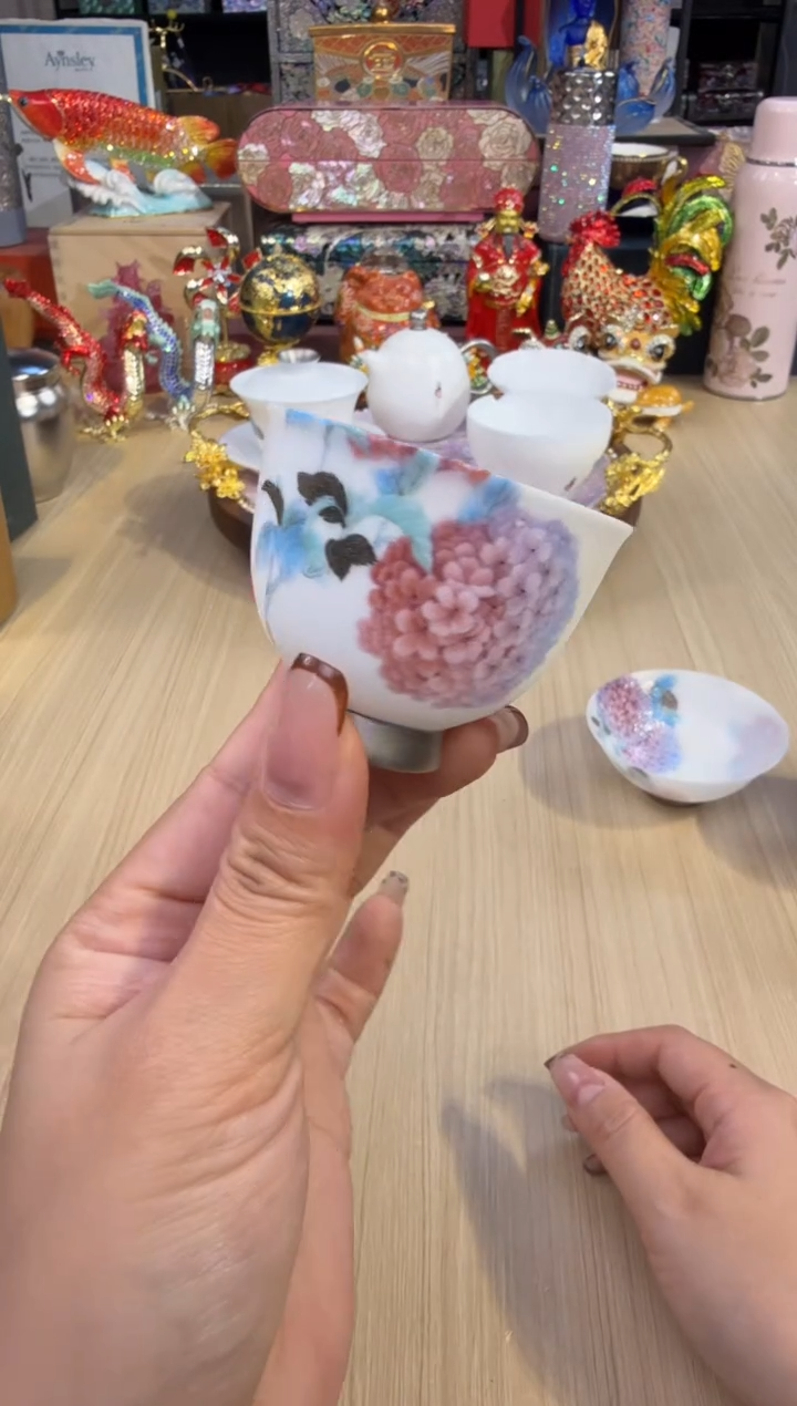 98宫礼绣球花小茶杯