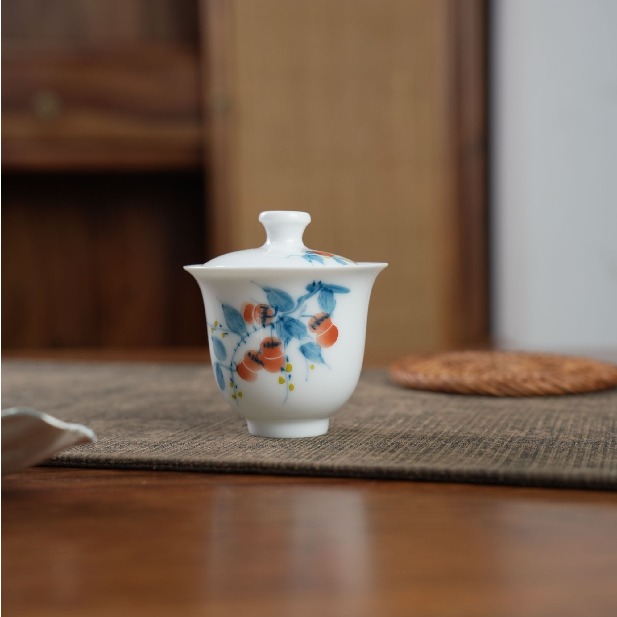 纯手绘羊脂玉二才柿子美人尖盖碗