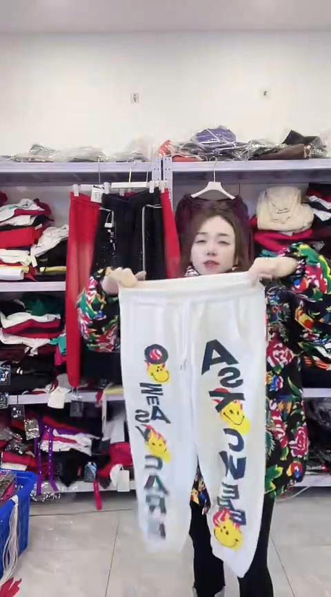 闪电购精品女装112M