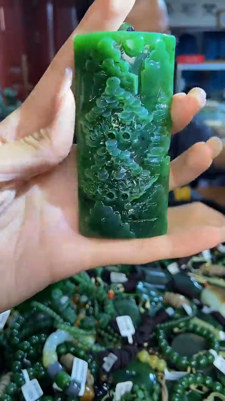 未镶嵌和田玉挂件1