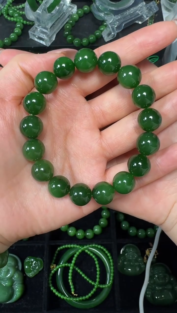 未镶嵌手串和田玉（碧玉）红皮料12m单圈辣阳/菠菜