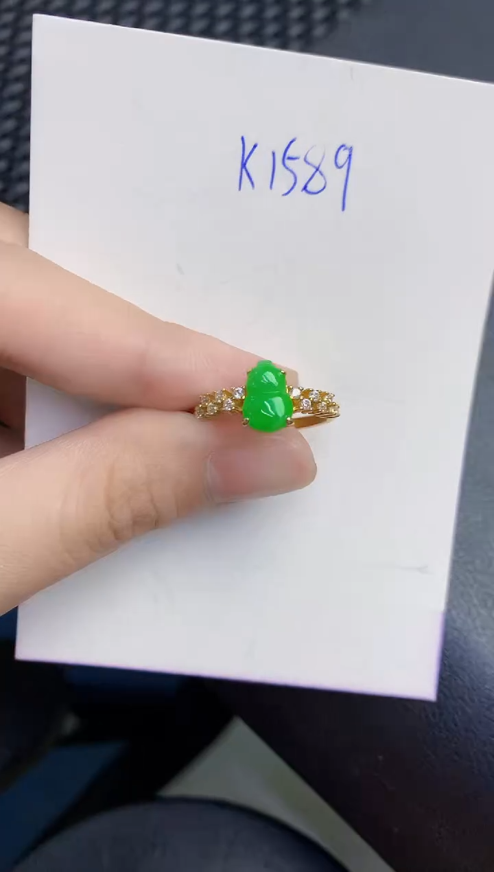 颈饰未镶嵌翡翠天然翡翠缅甸A货