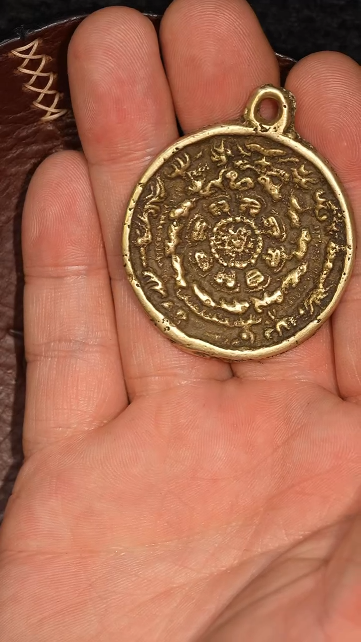 冲赛康胡子哥，九宫八卦牌252