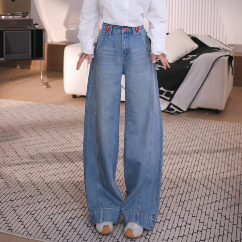 2026新款气质时尚百搭新款磨白洗水韩系牛仔裤LK2509121