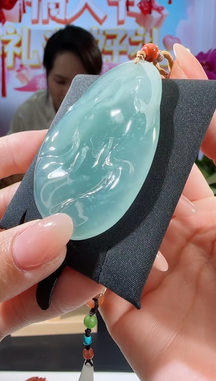 【闪购商品】翡翠吊坠(不含链)未镶嵌悟道