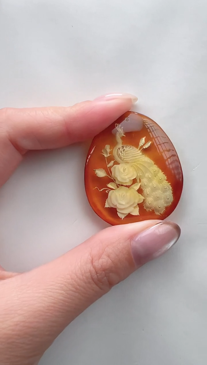琥珀颈饰未镶嵌吊坠