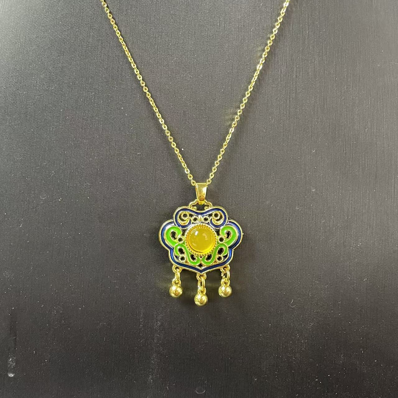 高端大气平安锁吊坠