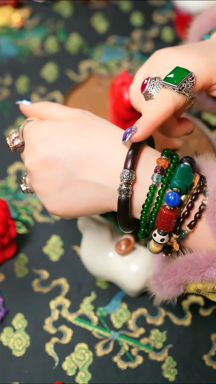 主播妹妹的小配饰