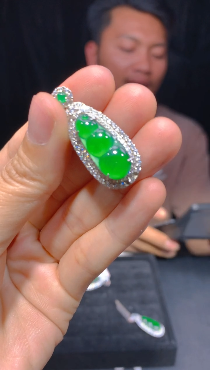 【闪购商品】定制翡翠未镶嵌61多样性发货（发其一）