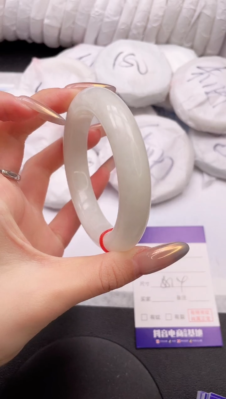 【闪购商品】和田玉手镯未镶嵌30K430-58