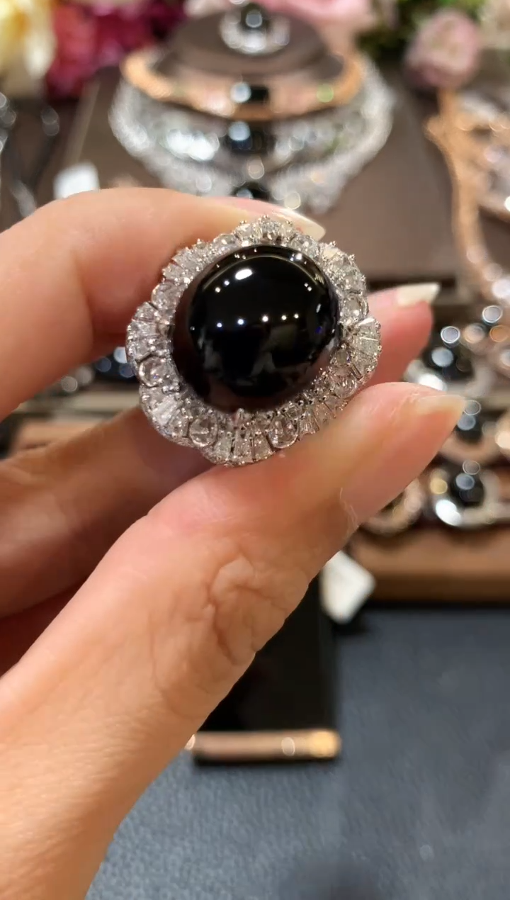 18K金镶嵌戒指翡翠m133  