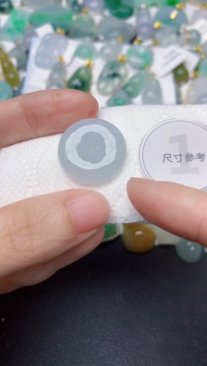 颈饰未镶嵌翡翠天然缅甸A货翡翠