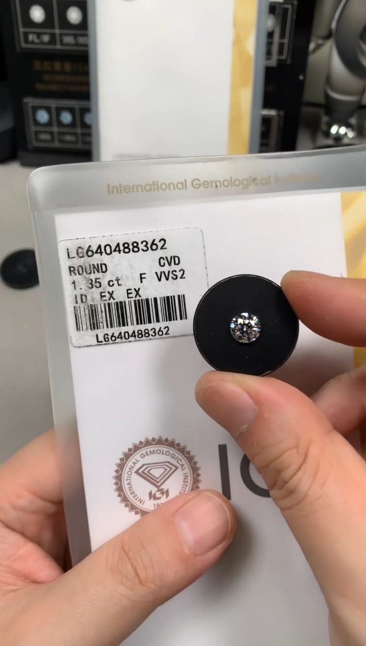 【闪购商品】实验室培育钻石裸石未镶嵌1.35F640488362