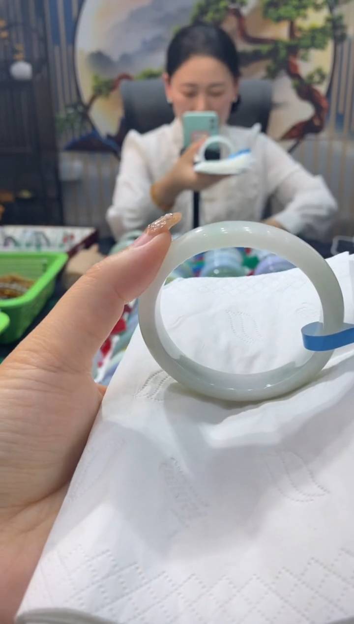 【闪购商品】翡翠手镯未镶嵌00003776