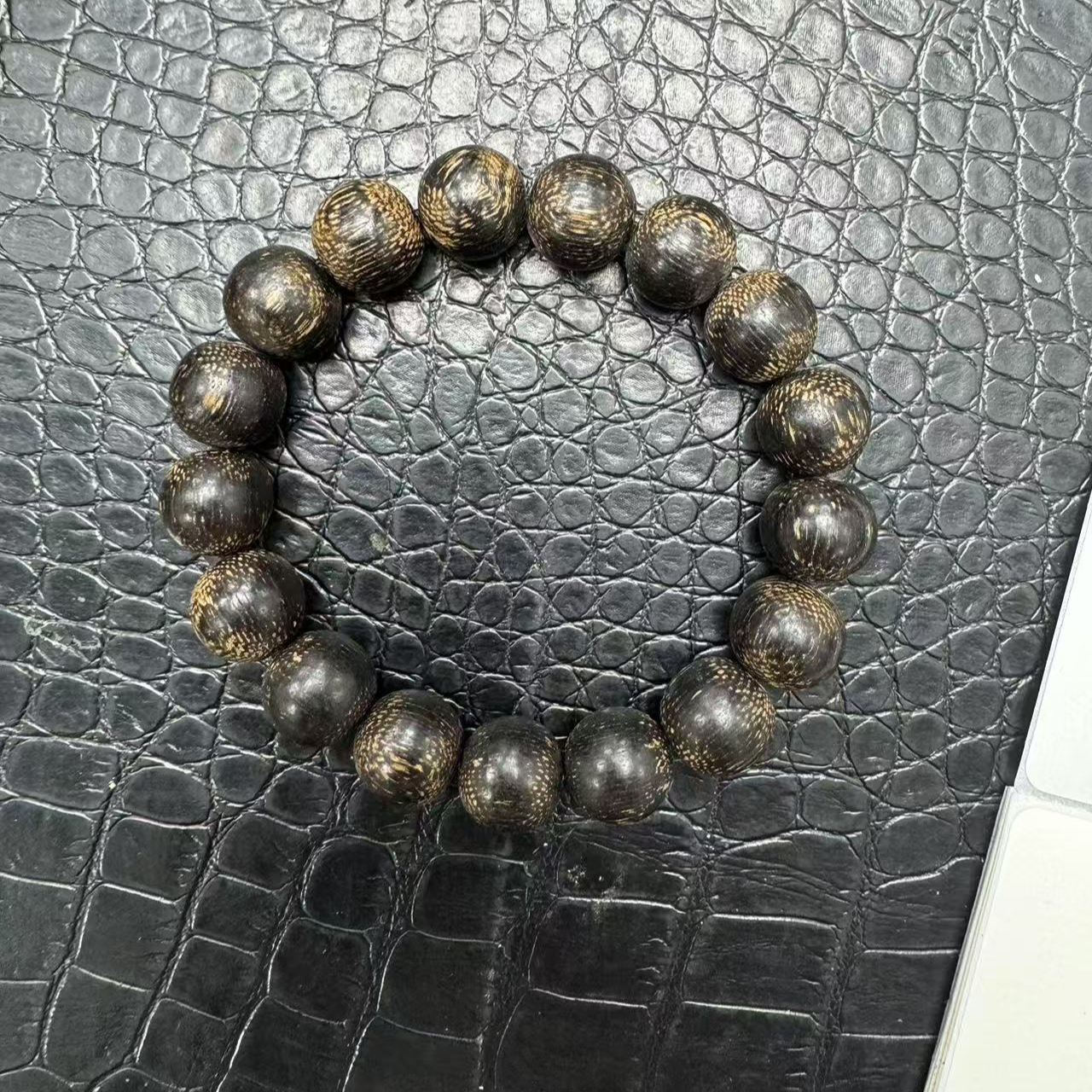 B590海南乌身圆叶文玩手串12mm