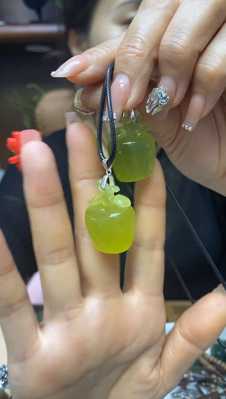 【闪购商品】岫玉吊坠未镶嵌·多样性发货其中发一