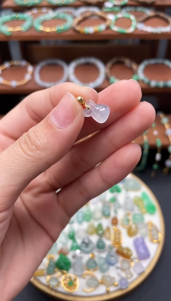 【闪购商品】翡翠吊坠(不含链)18K金镶嵌一个  JK102