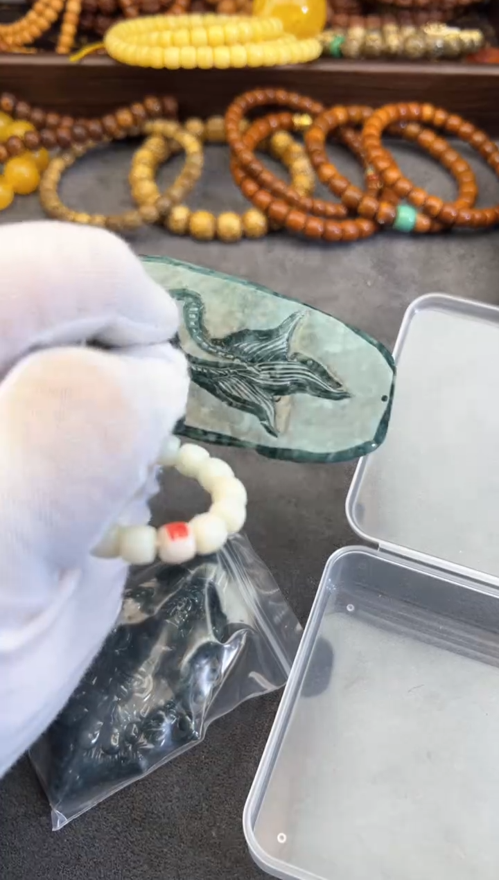 【闪购商品】翡翠戒指未镶嵌翡翠牌子1