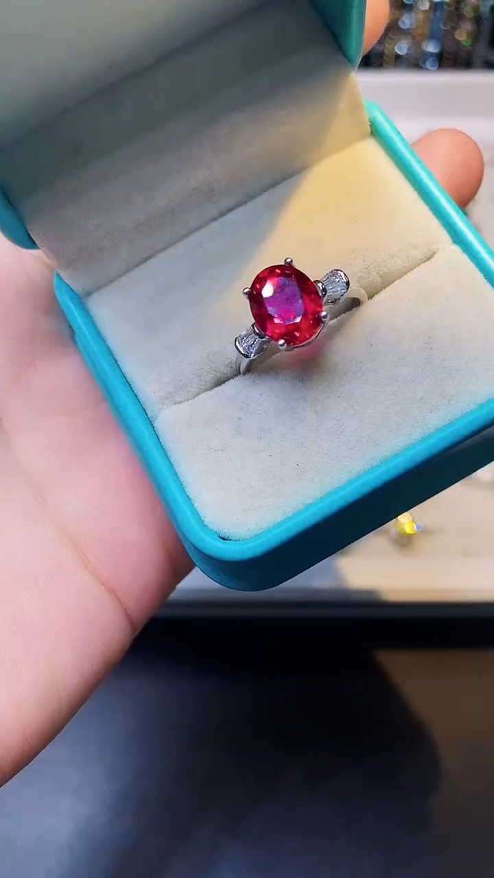 【闪购商品】红宝石戒指银S925镶嵌.........