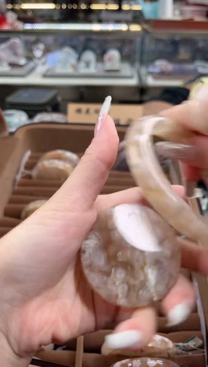 未镶嵌手镯石英质玉尘*丷圈口（赠品镯心）