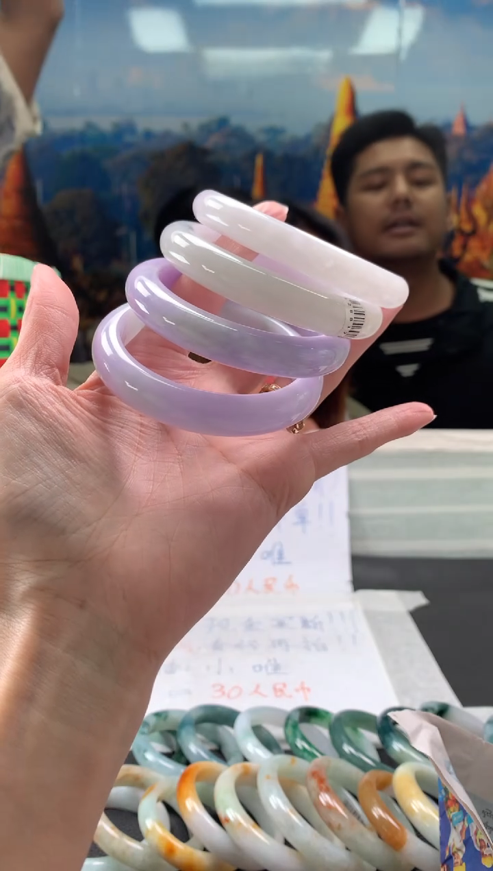 【闪购商品】翡翠手镯未镶嵌翡翠手镯 展示链接