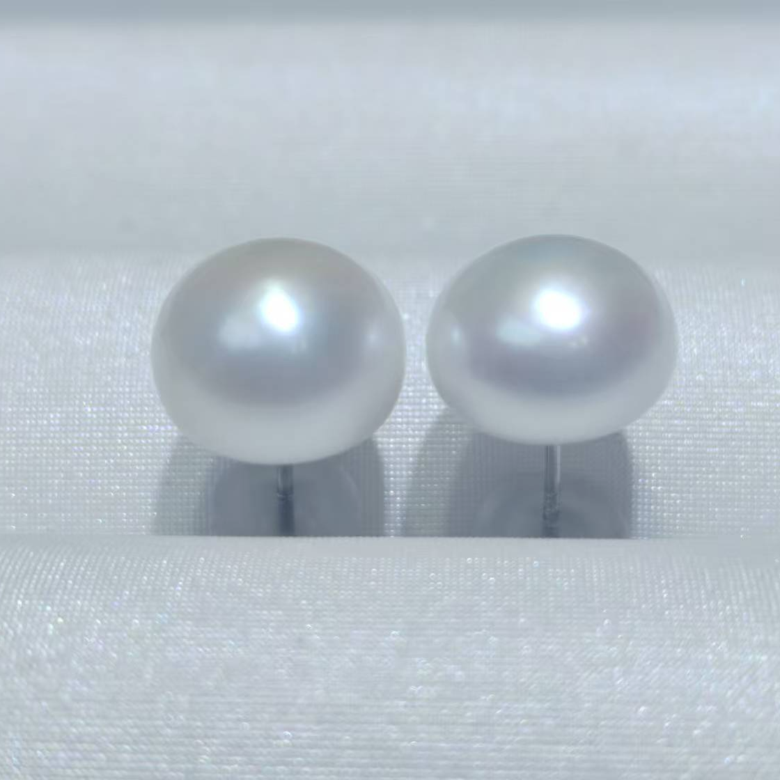 925银耳饰 高品馒头珠耳钉，8-9mm  s925银素钉气质白色百搭简约