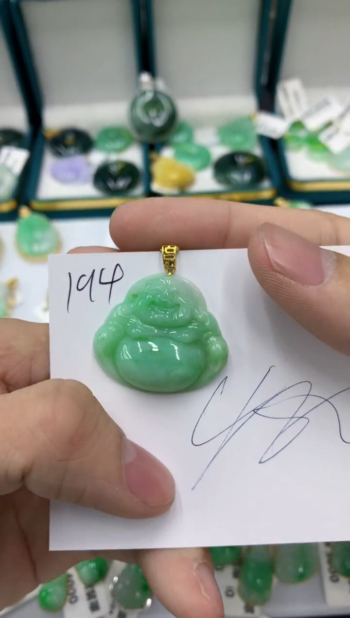 【闪购商品】翡翠颈饰18K金镶嵌11111111111