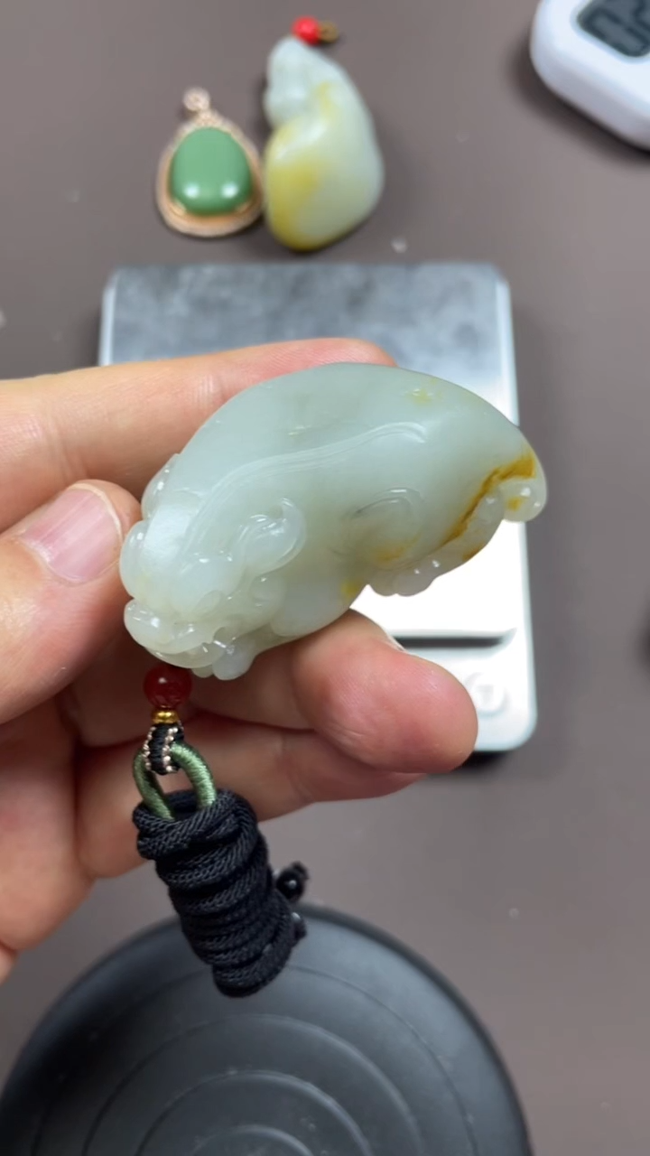 【闪购商品】和田玉颈饰未镶嵌1