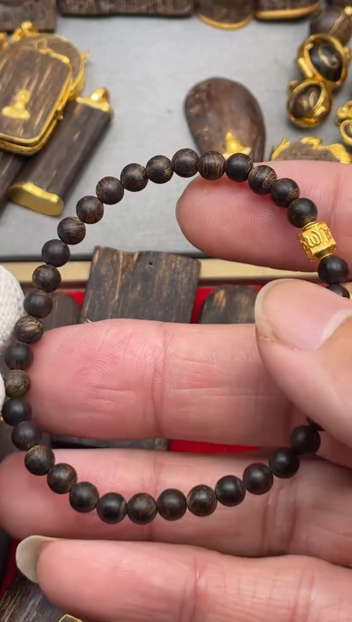 沉香吊坠沉香吊坠6