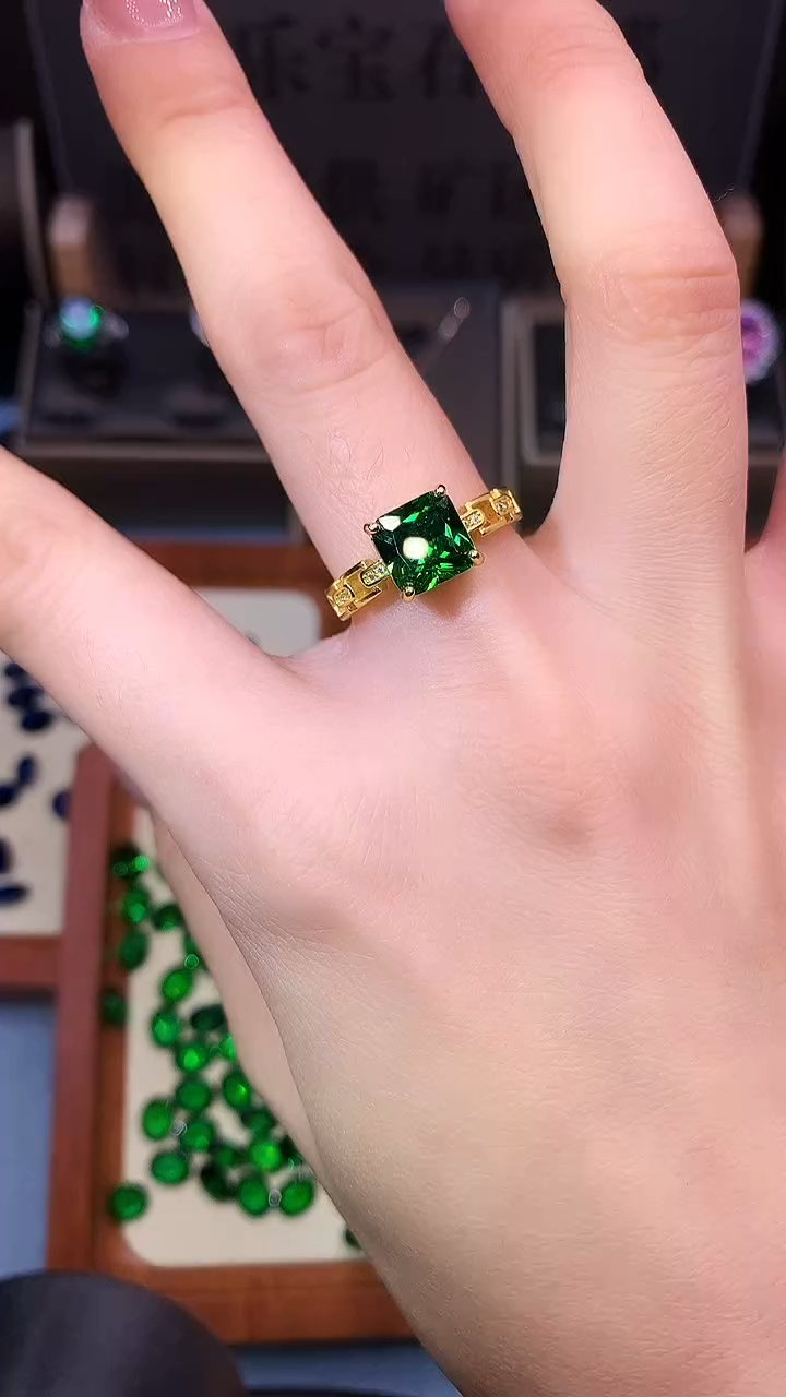 银S925镶嵌戒指碧玺........