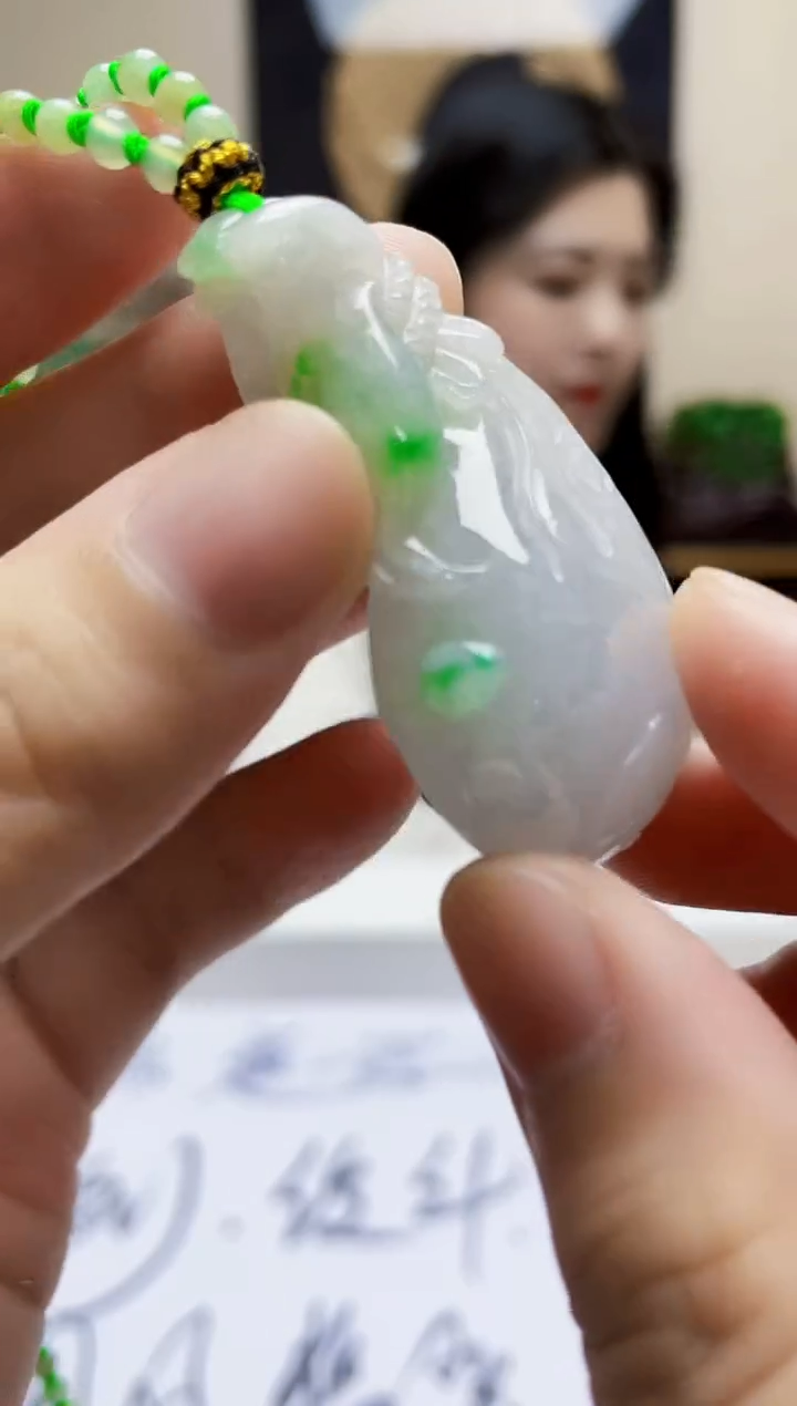 未镶嵌定制翡翠吊坠107