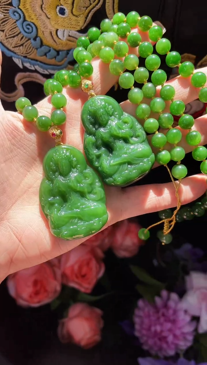 【闪购商品】和田玉套链18K金镶嵌多样性发一