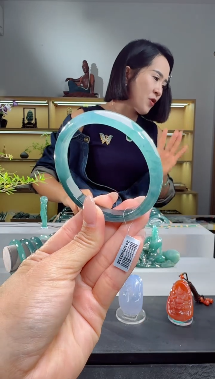 未镶嵌手镯翡翠60圈