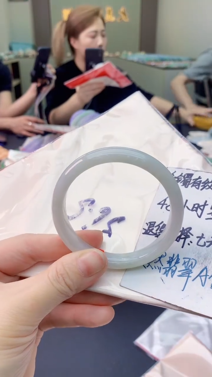 翡翠未镶嵌手镯0733581029