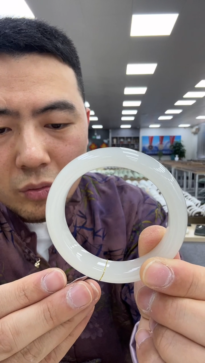 【闪购商品】和田玉手镯未镶嵌56.5  012