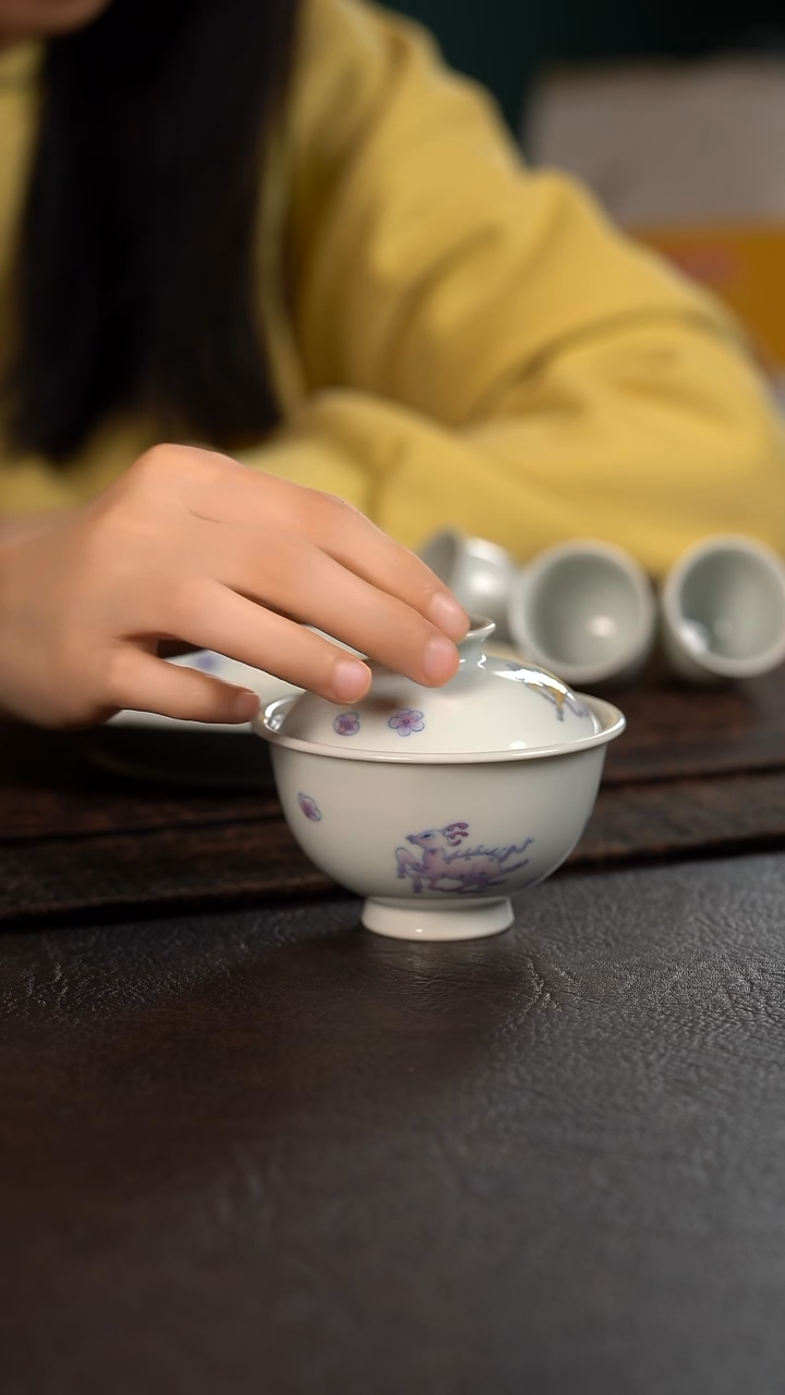 【闪购商品】杯活动价聚澜堂斗彩小鹿卷边盖碗