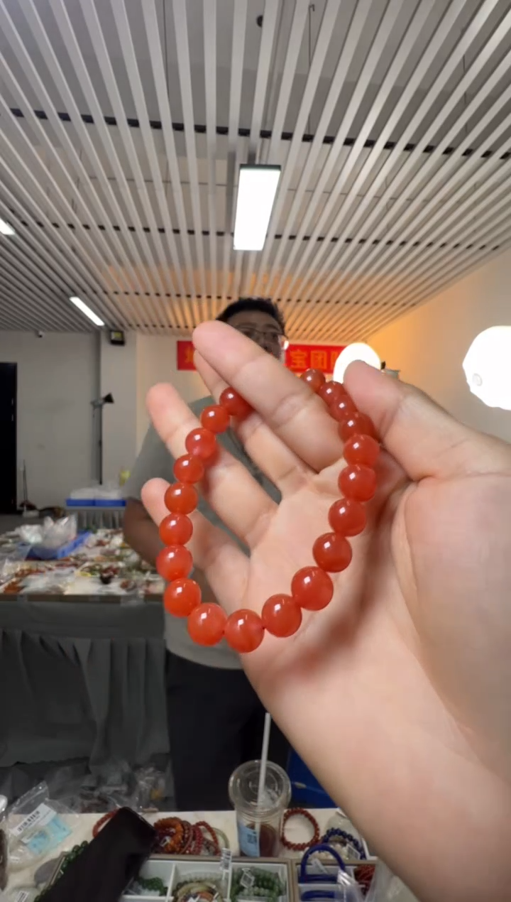 手串未镶嵌南红玛瑙约9-10mm保山料满色满肉南红玛瑙圆珠单圈手串
