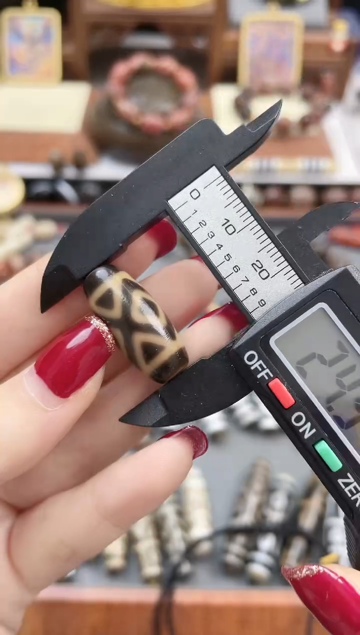 【闪购商品】玛瑙/玉髓珠珠未镶嵌金刚三眼