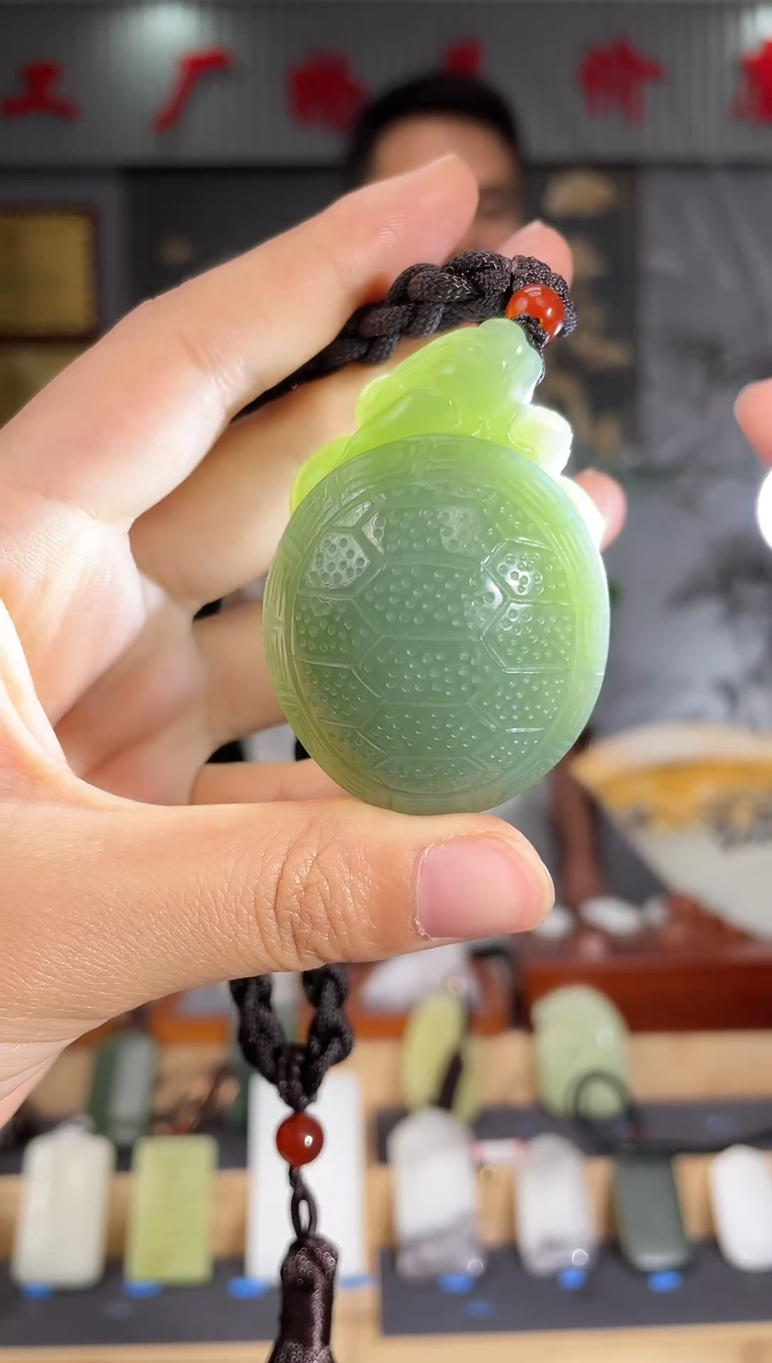 和田玉未镶嵌颈饰1