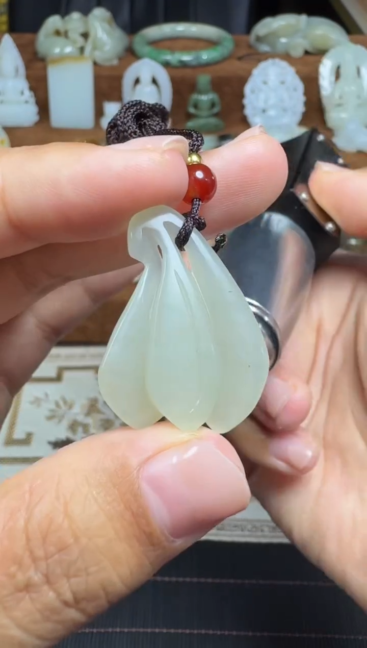 颈饰未镶嵌和田玉1