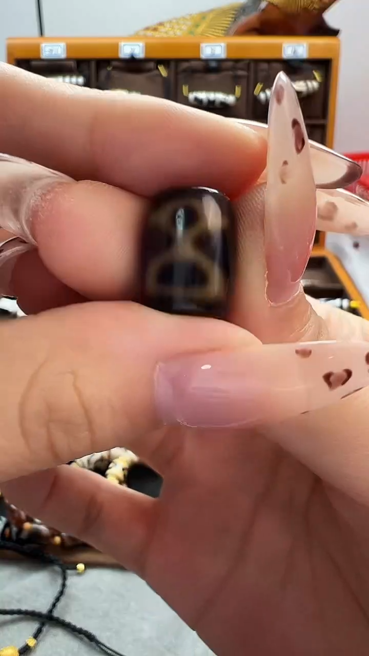 玛瑙/玉髓（覆膜）颈饰未镶嵌197.（微瑕）