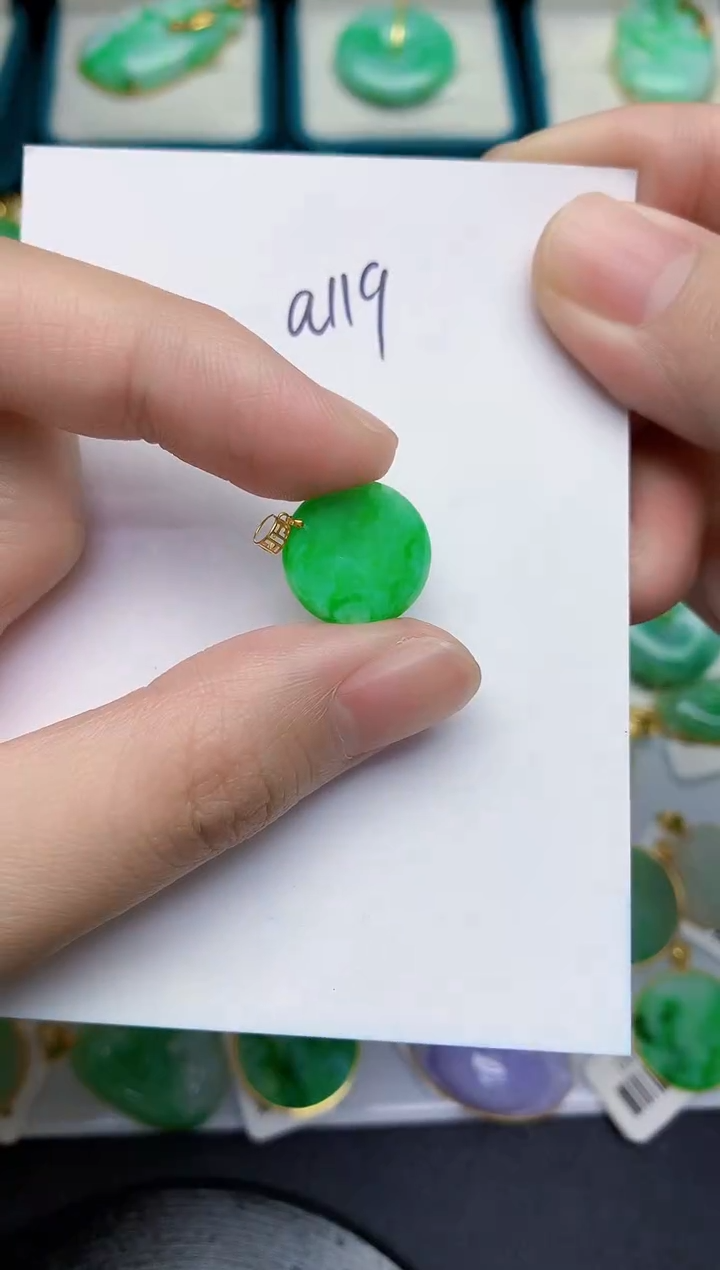 【闪购商品】翡翠颈饰18K金镶嵌000000000