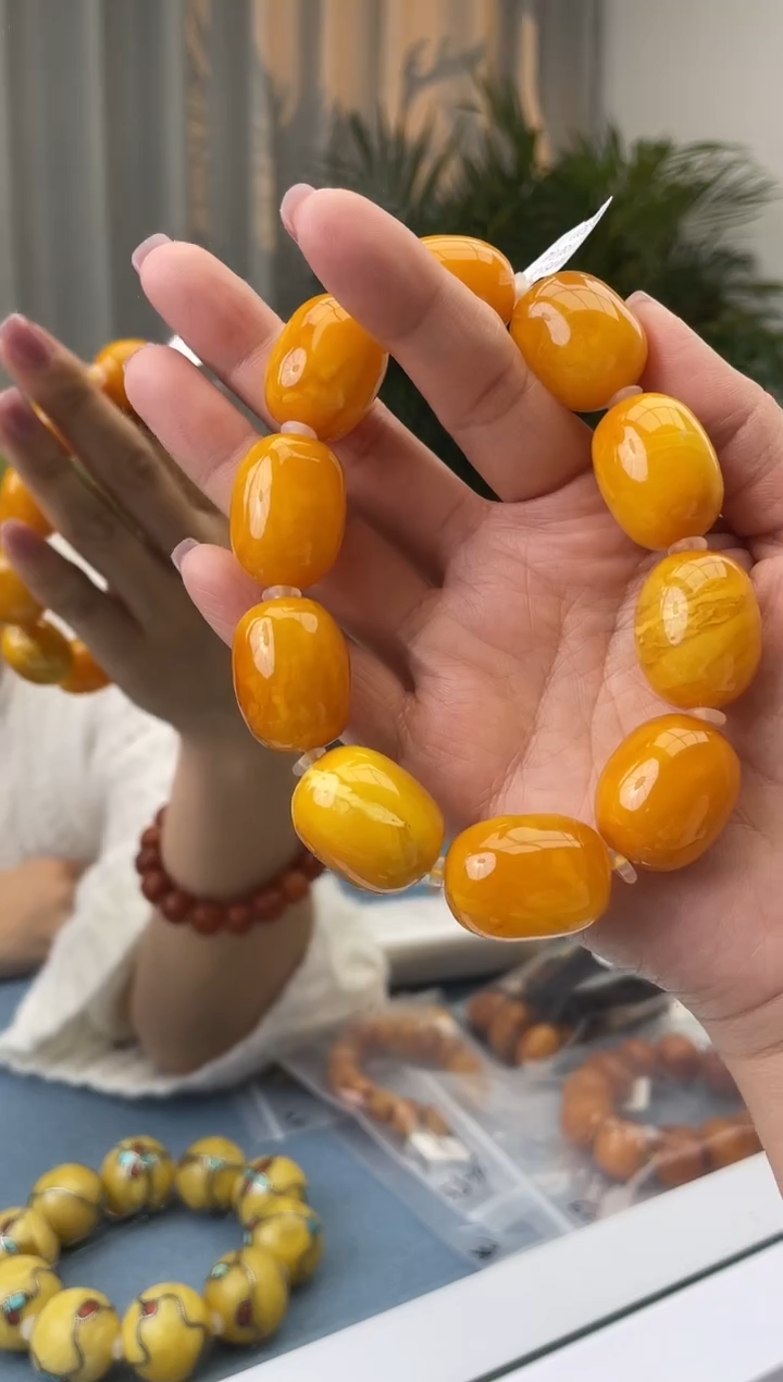 【闪购商品】蜜蜡珠宝奇石未镶嵌假一罚十，微瑕发一件051.