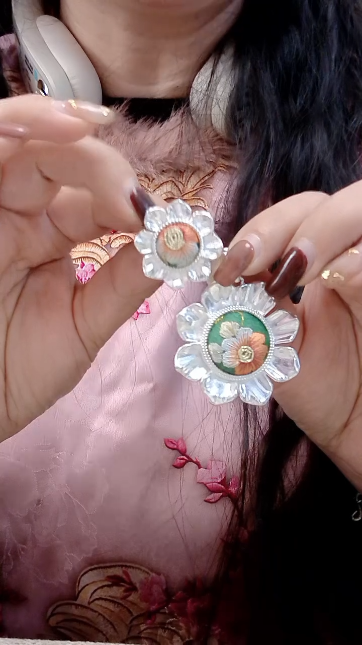 【闪购商品】织绣民族风老绣饰品414